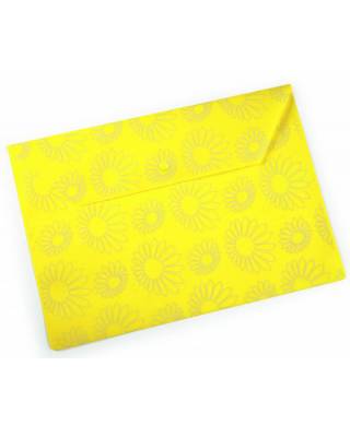 Конверт на кнопке Бюрократ -PK823NYEL A4 с рисунком "Ромашки" непрозрачный пластик 0.18мм желтый